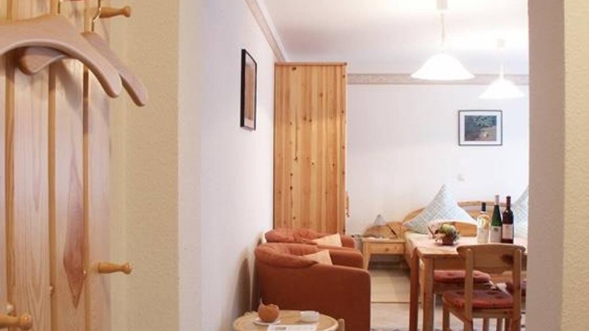 Oberemmel Apartment | Vacation apartment BURGUNDER - Weingut-Ferienwohnungen Lorenz - vacation guests only