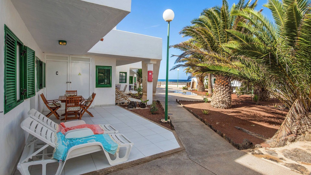 Los Lagos Apartment | Vacation Apartment 'Casa Isa' with Private Terrace