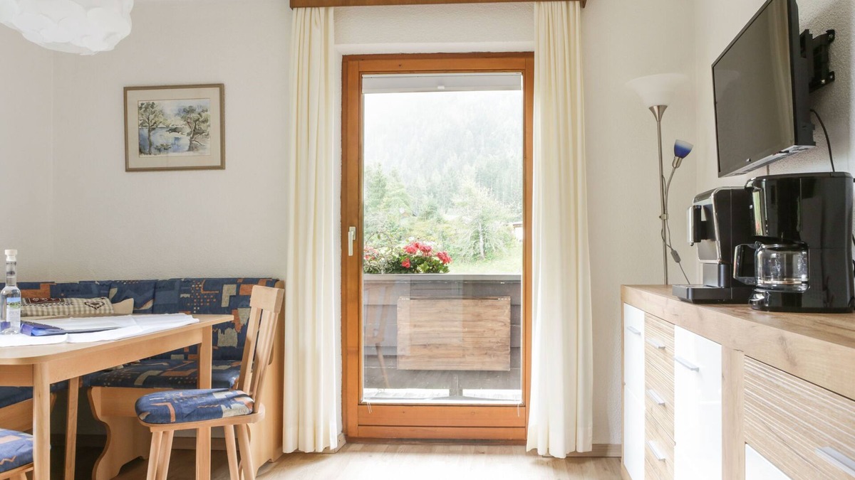 Sautens Apartment | Vacation apartment cat. 1 1 - Aktiv-Ferienwohnungen Pienz-Bobnar