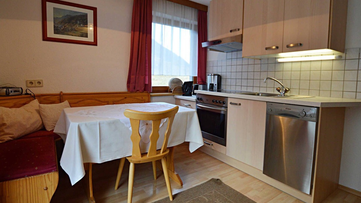 Sautens Apartment | Vacation apartment cat. 3 1 - Aktiv-Ferienwohnungen Pienz-Bobnar