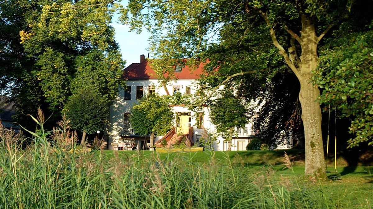 Luhme Apartment | Vacation apartment directly on the Twernsee