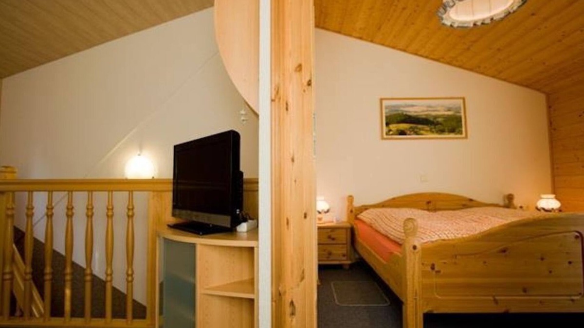 Waltersdorf Apartment | Vacation apartment "Waldblick" - Holiday apartments Landhaus Böhmer