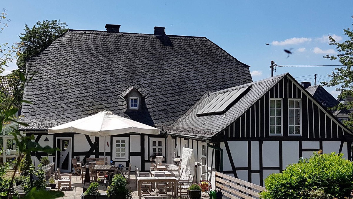 Oberhundem Apartment | Vacation apartment 1, 110sqm, 2 bedrooms, 2 persons to max. 6 persons
