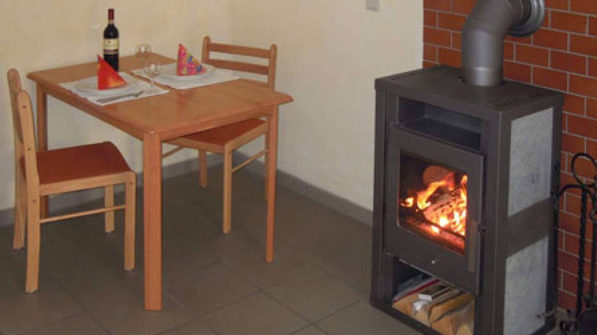 Kranichfeld Apartment | Vacation apartment 1, 1 bedroom, 2 extra beds possible in the living room, 1 baby crib (up to 3 years)