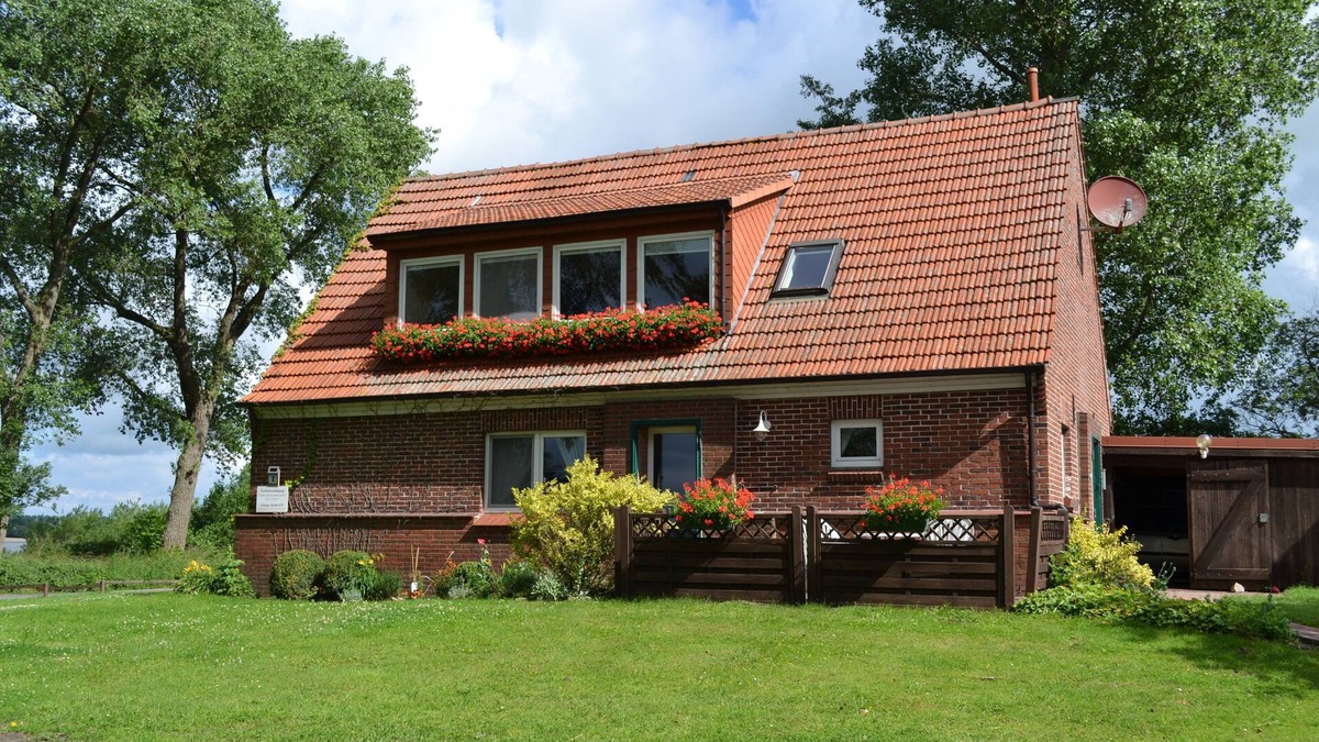 Schwanewede Apartment | Vacation apartment/apartment for 4 guests with 65m² in Schwanewede (105317)