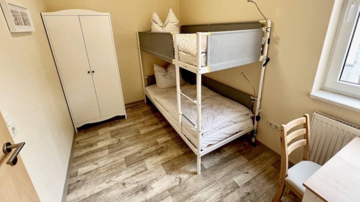 Obstfelderschmiede Apartment | Vacation apartment Alte Schule "Johann C. F. GutsMuths"