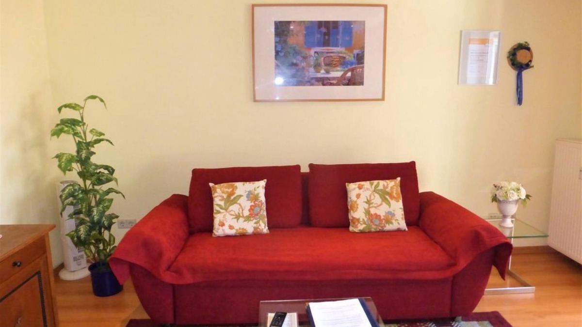 Schwedelbach Bed & Breakfast | Vacation apartment "Blütenzauber" - Guesthouse Birnbaumhof