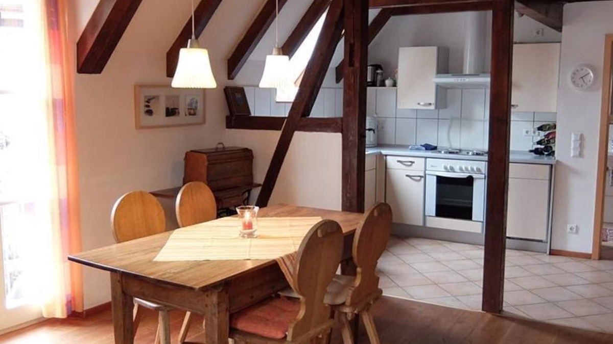 Steinweiler Bed & Breakfast | Vacation apartment - Weingut & Gästehaus Frank Bohlender
