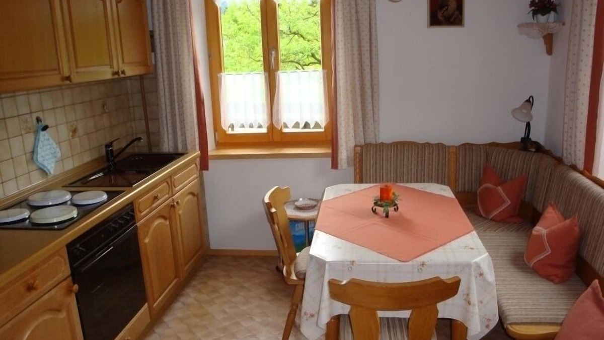 Unterwoessen Apartment | Vacation apartment 60 sqm, up to 4 persons, 2 bedrooms, terrace, non-smoking