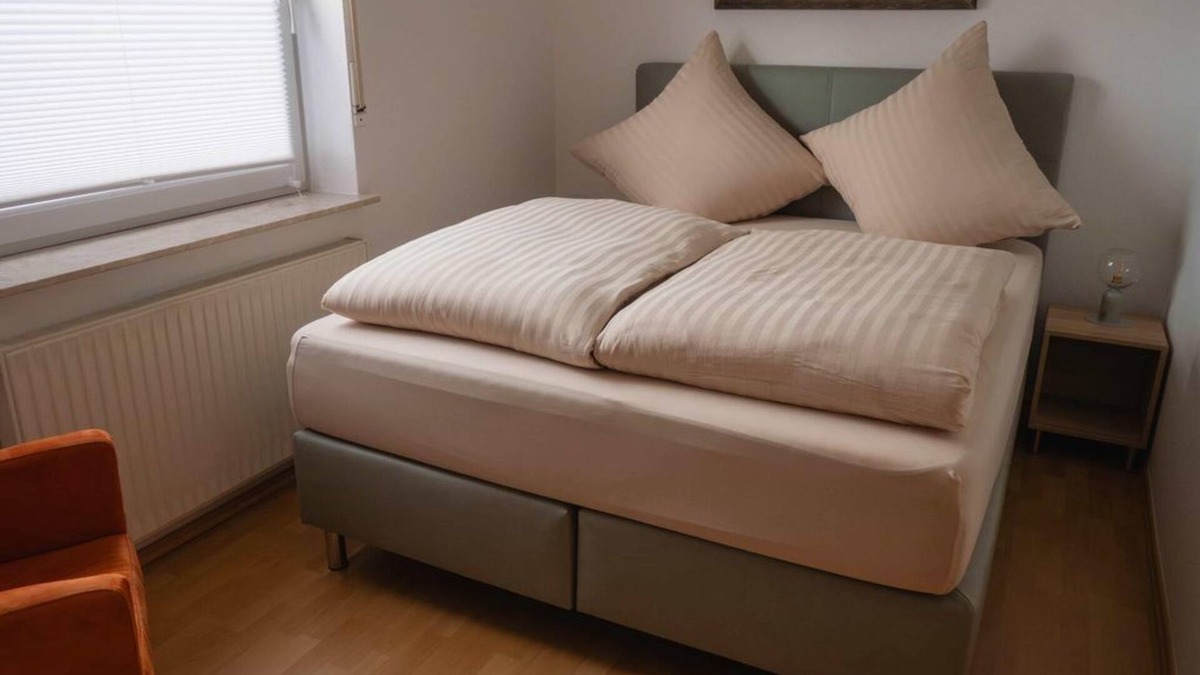 Westerstede Apartment | Vacation apartment below - Holiday apartment "Haus Andrea"