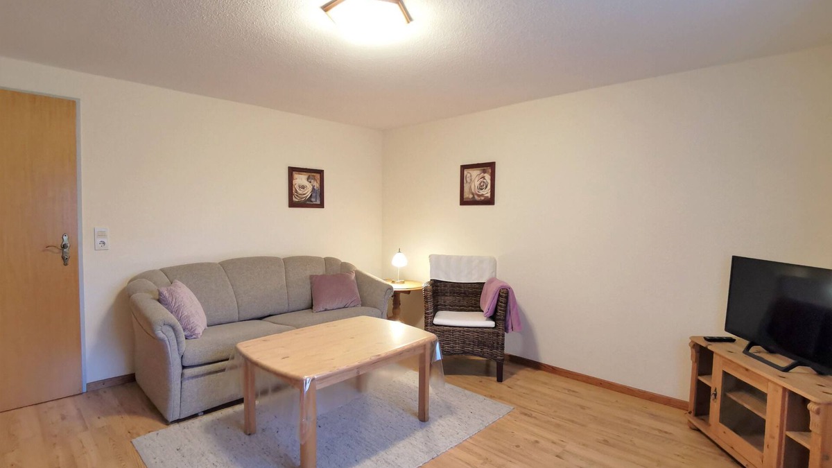 Oeversee Apartment | Vacation apartment downstairs - Ischmund: Cozy vacation apartment in the far north