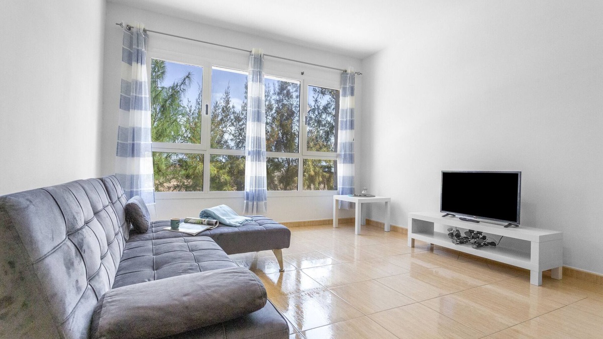 Puerto Lajas Apartment | Vacation Apartment 'Somar' with Mountain View, Private Terrace and Wi-Fi