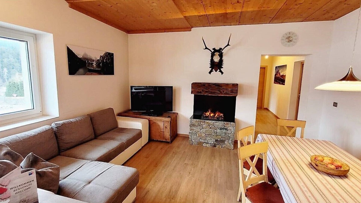 San Lorenzo di Sebato Apartment | Vacation apartment for 6 to 10 people