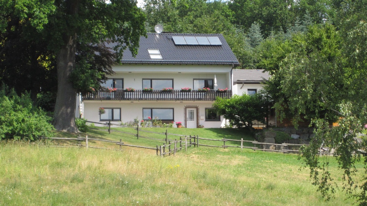 Glosingen Apartment | Vacation apartment: Hiking vacation in the Sauerland