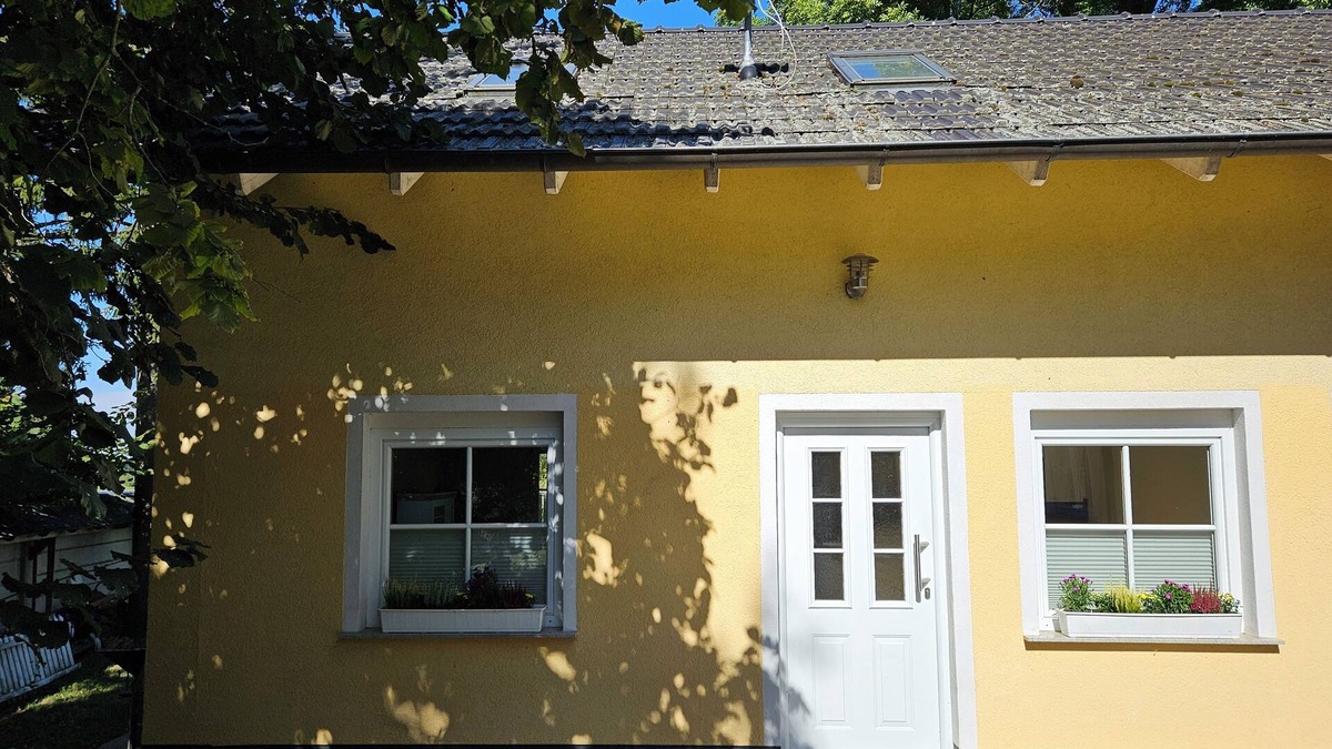 Remstadt Apartment | Vacation apartment Huschenbett in a rural idyll