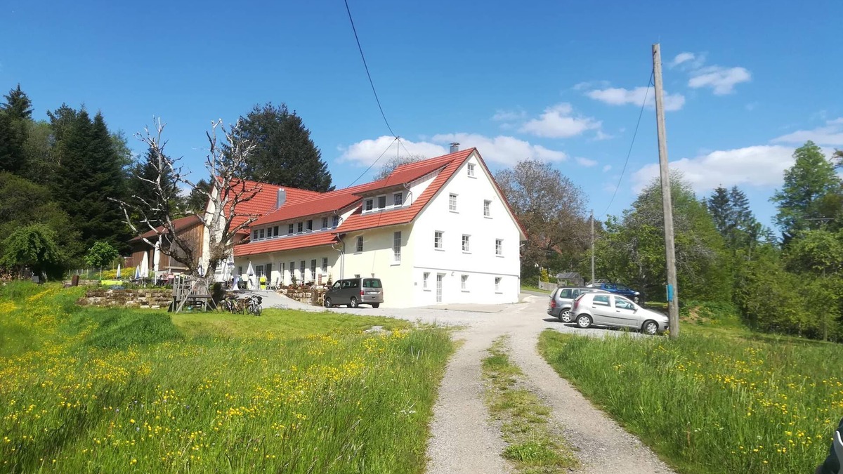 Durlangen Apartment | Vacation apartment in the Hofcafe