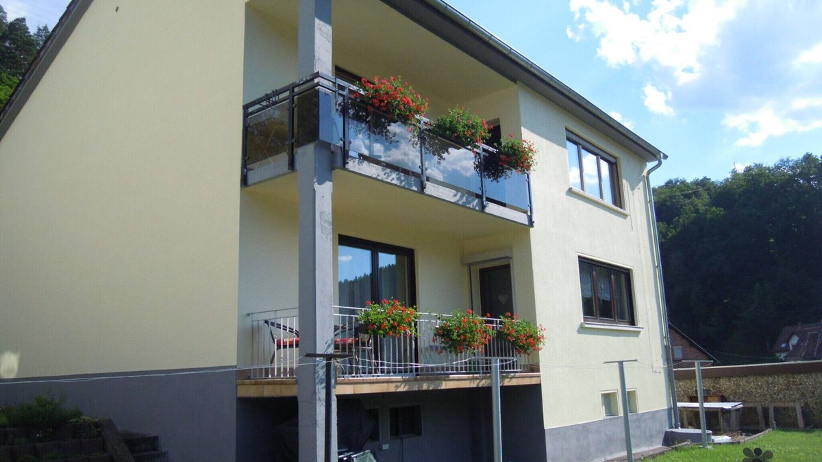 Elmstein Apartment | Vacation apartment in a fantastic location with unobstructed views over Elmstein