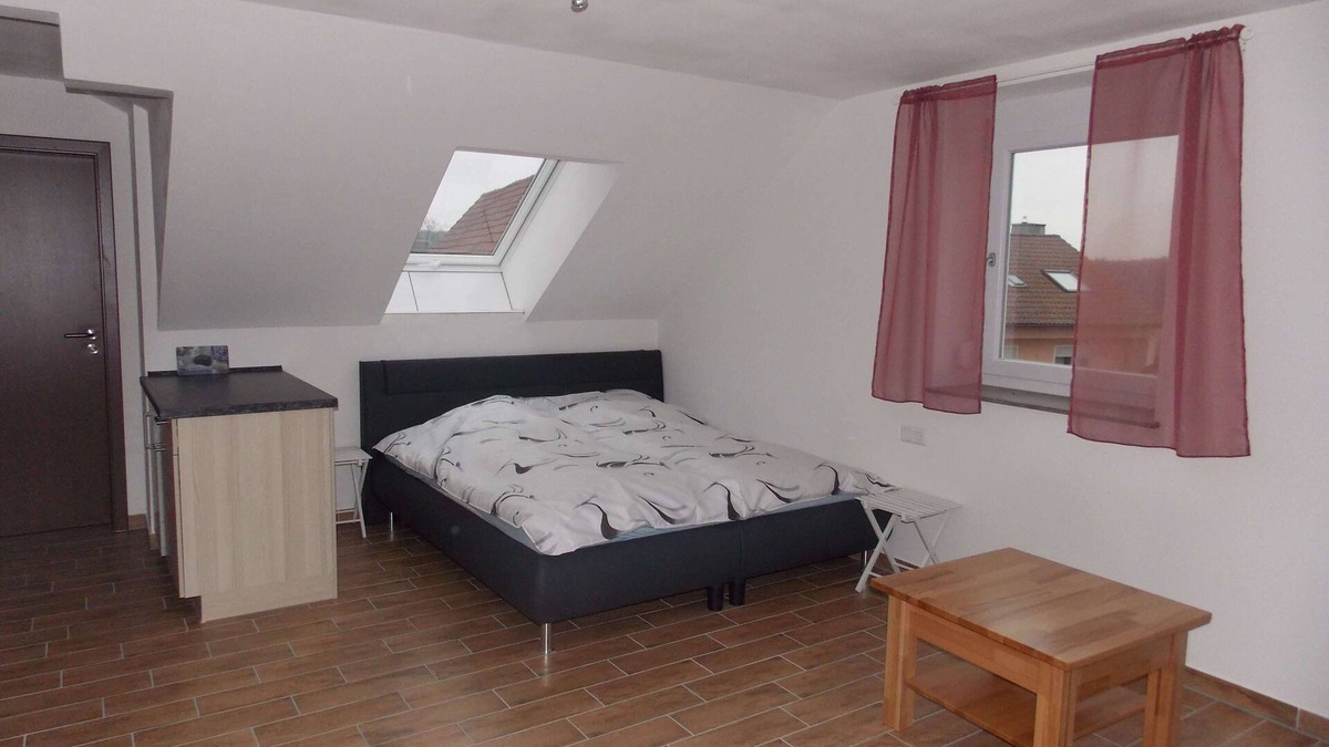 Rottingen Apartment | Vacation apartment in the idyllic district of Strüth