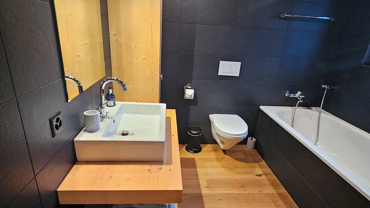 Gsteig Apartment | Vacation apartment in Gsteig (near Gstaad), mid-January 2026 to mid-March 2026!