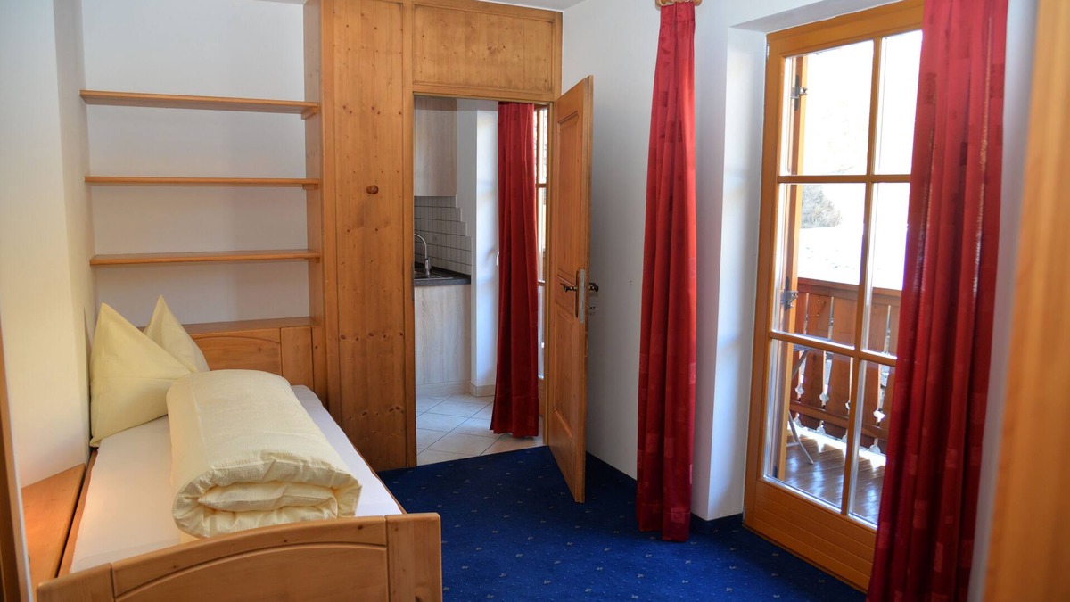 Nova Ponente Apartment | Vacation apartment "Dorfblick" with large balcony, morning sun, quiet location, pure nature