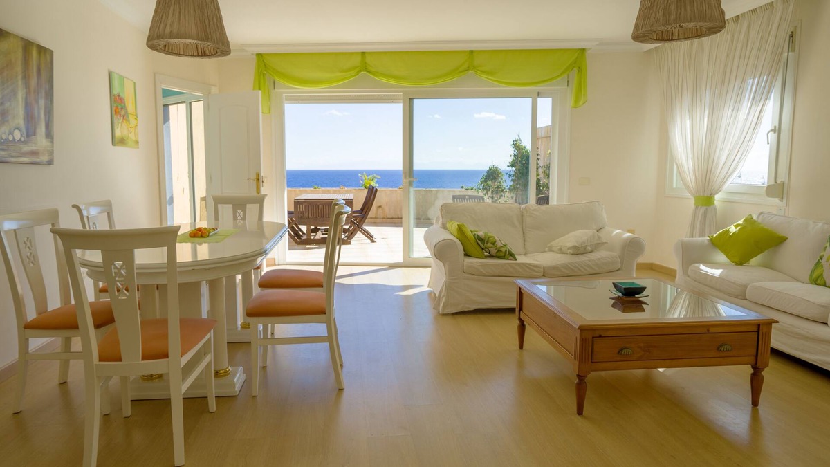 Radazul Apartment | Vacation Apartment La Nea-Radazul