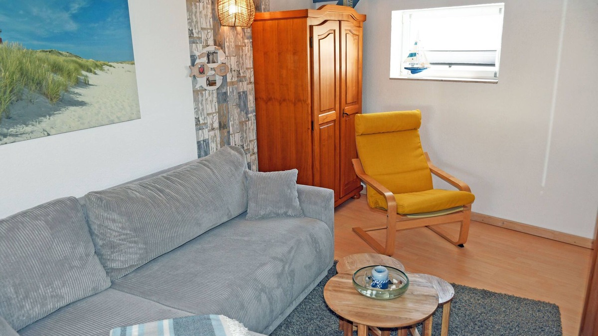 Altefaehr Apartment | Vacation apartment Lee (R) - Holiday home to the harbor in Altefähr