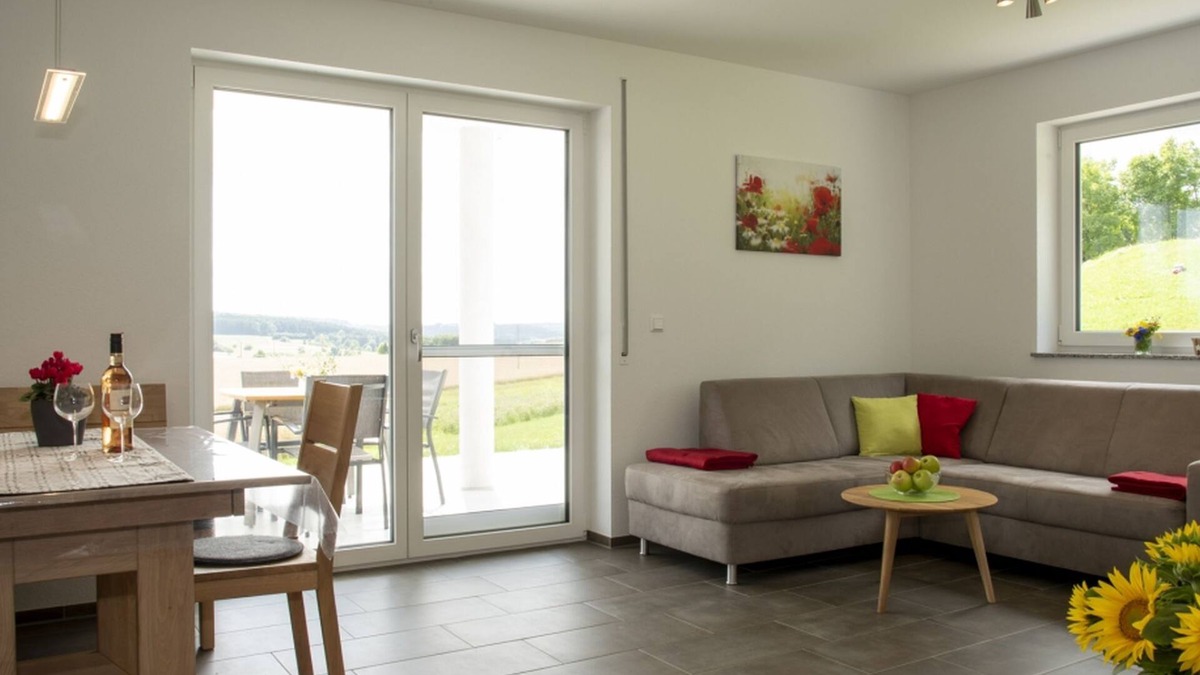 Laichingen Apartment | Vacation apartment Mohnblume, 57 sqm, 2 bedrooms, south-facing terrace, max. 4 persons