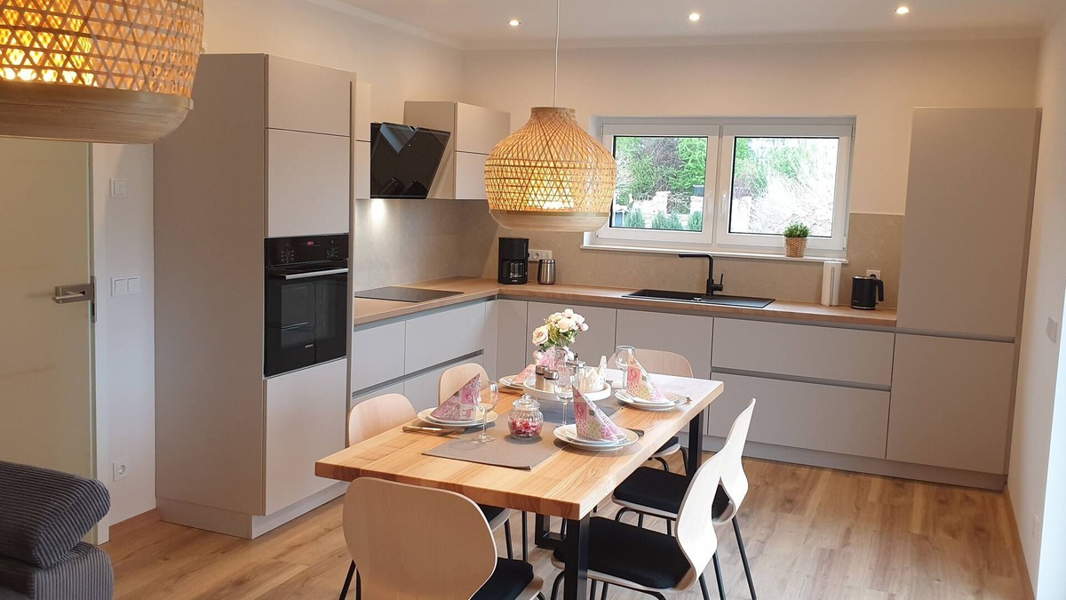 Sundhausen Apartment | Vacation apartment MB East