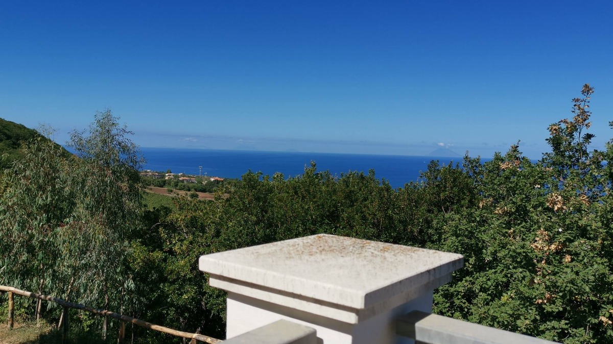 Ricadi Resort | Vacation apartment near Tropea with fantastic views and pool