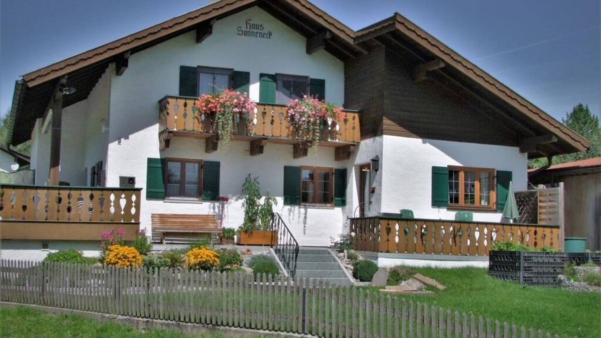 Saulgrub Apartment | Vacation apartment Sonneneck, Wagner - Holiday apartment