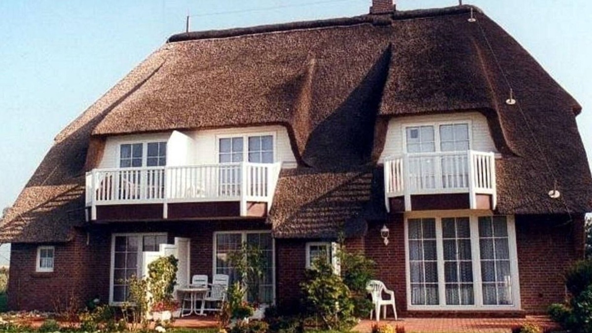 Eiderstedt Cottage | Vacation apartment under a thatched roof