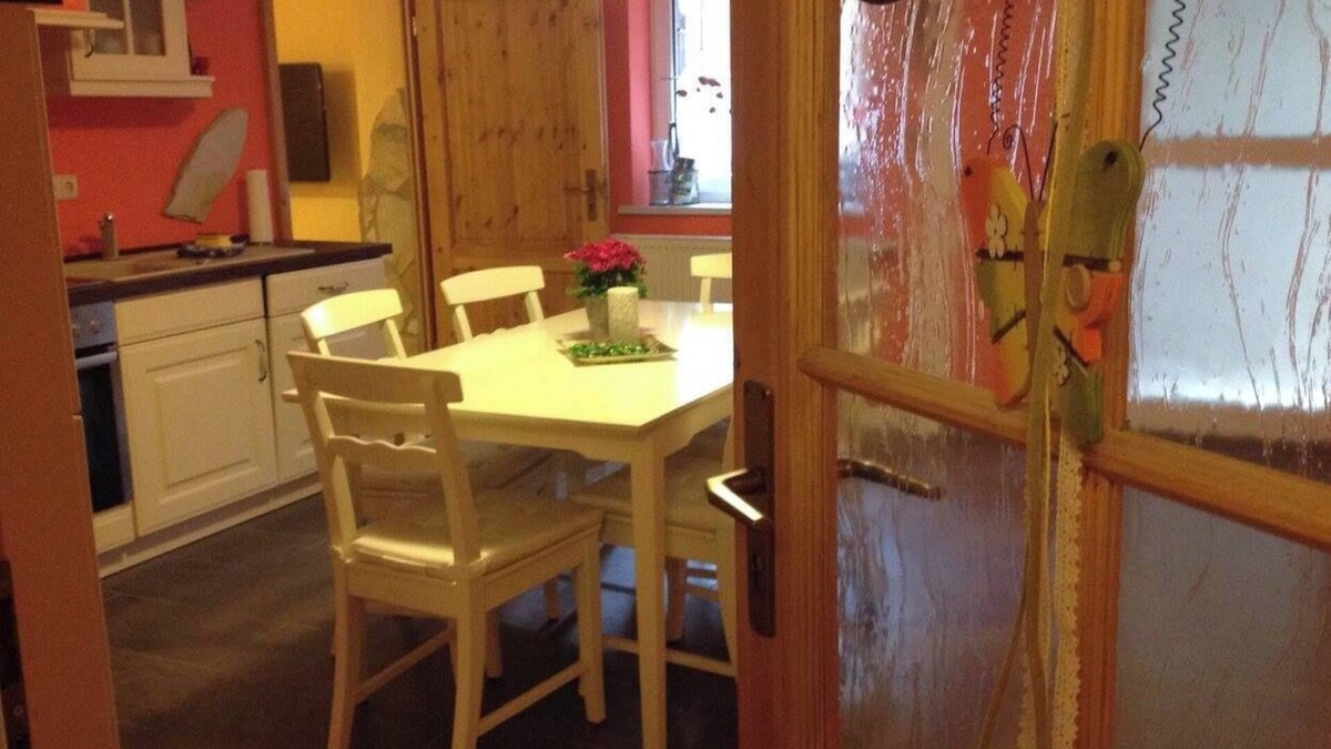 Lauta Apartment | Vacation apartment Unter den Linden zum Lausitzer Seenland - pet-free + non-smoking
