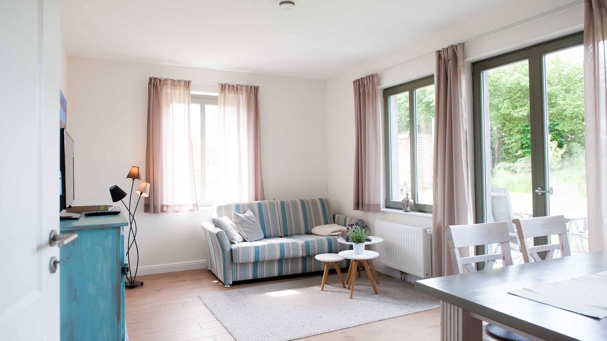 Sarkwitz Apartment | Vacation apartment Wiesenblick, terrace - Ferienwohnung Spieß