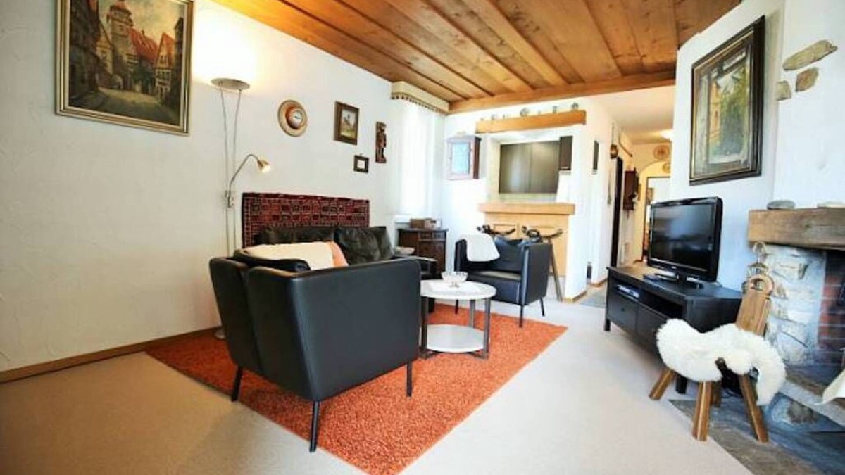Meierhof Apartment | Vacation apartment w/south-west balcony, fireplace, pool & an underground garage
