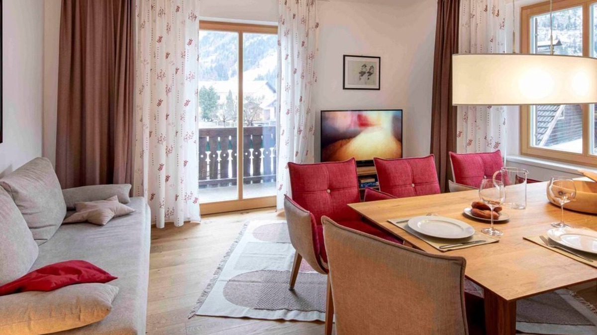 Grosskirchheim Apartment | Vacation apartment W8, 1 bedroom, 2 bedrooms, kitchen, shower bath WC - Ferienhaus Hotel Post