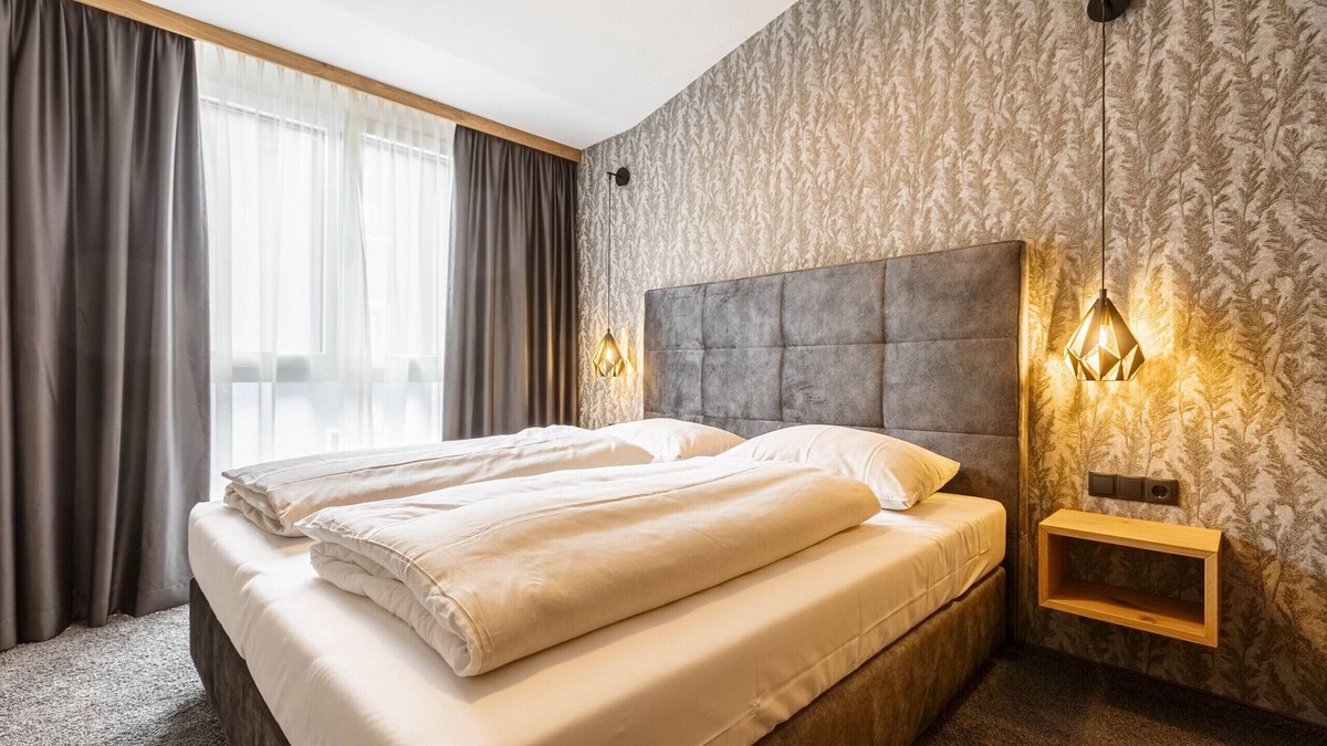 Fuegen Apartment | Vacation apartment with 1 bedroom & balcony