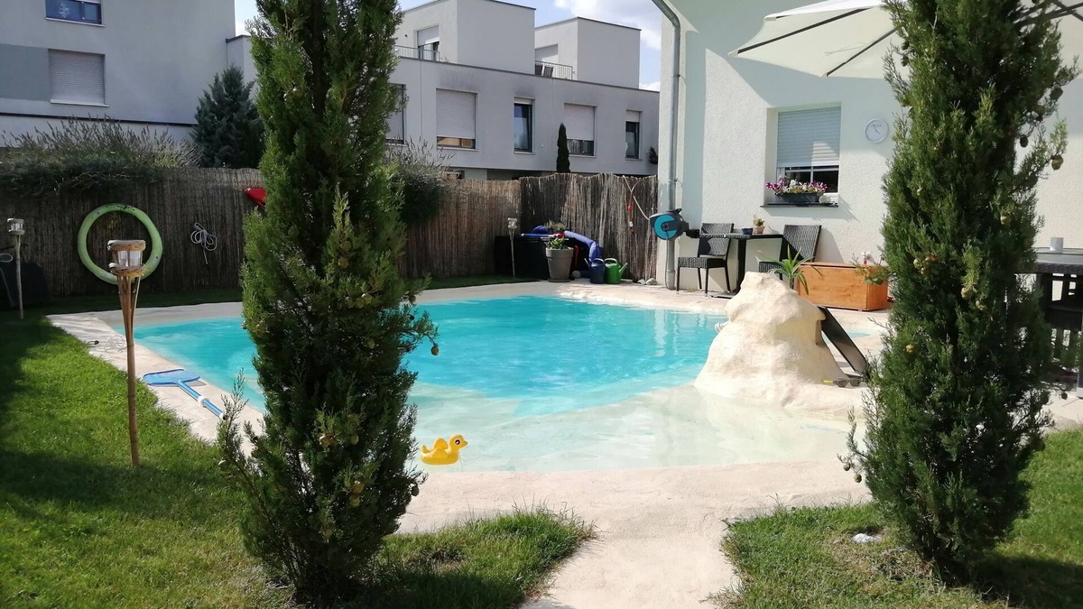 Lorsch Apartment | Vacation apartment with heated pool and sauna