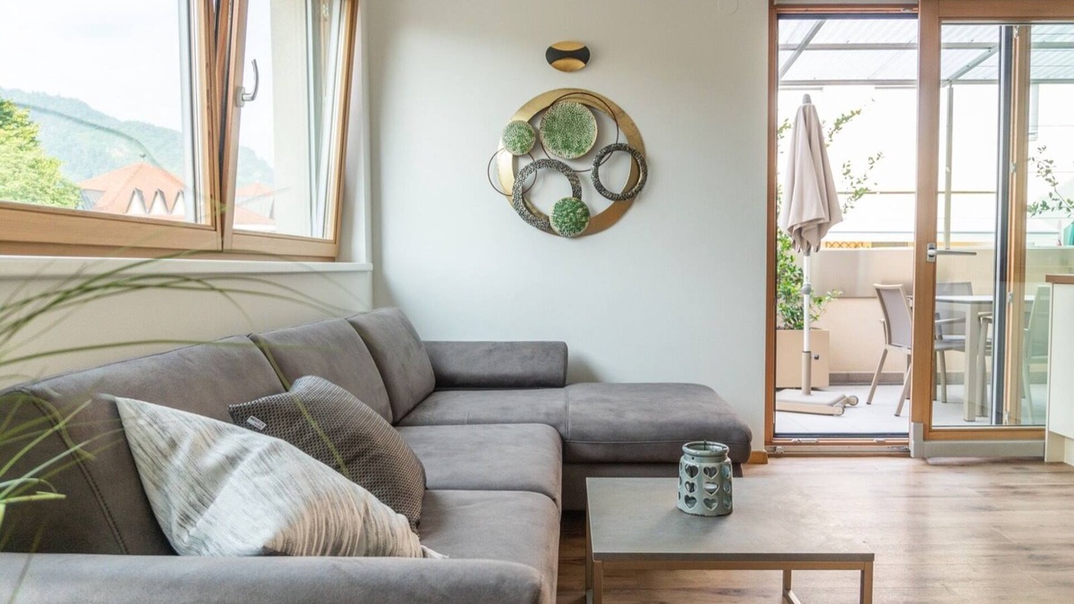 Lagundo Apartment | Vacation apartment with very large sun-drenched terrace + garage near Merano
