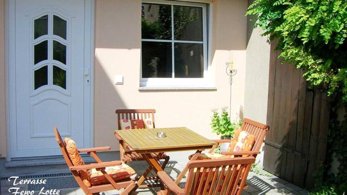 Senftenberg Apartment | Vacation apartments Haus Lisa - Holiday apartment Lotte