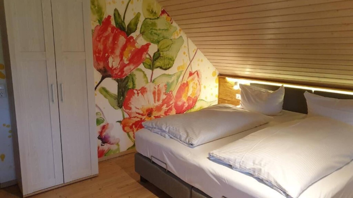 Schonenbach Apartment | Vacation at home with us
