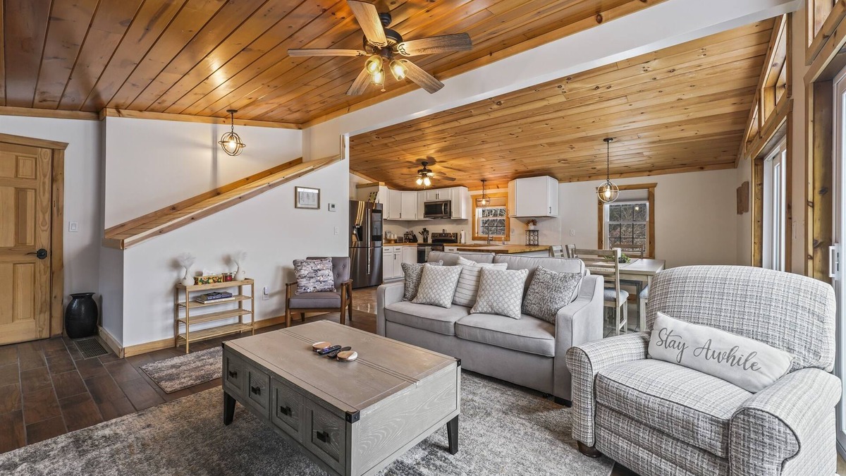 Lake Luzerne House | Vacation Cabin minutes from Lake George w/Hot Tub