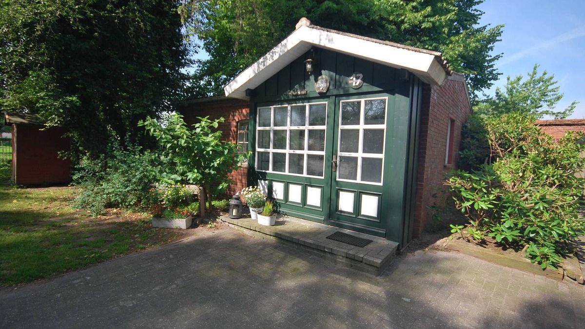 Uplengen House | Vacation cottage Alte Schmiede 35647 - Holiday cottage