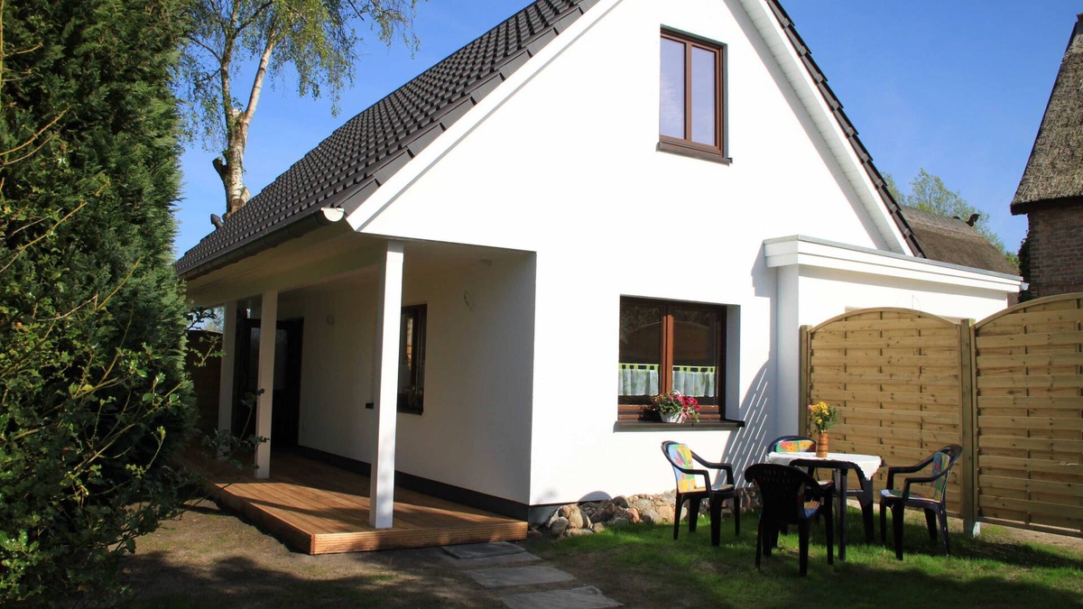 Ostseebad Ahrenshoop House | Vacation cottage Beljan