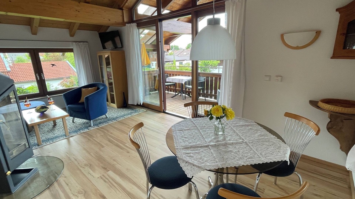 Breitbrunn a. Chiemsee Apartment | Vacation apartment for 2 people on the upper floor, 46 sqm, 1 bedroom, 1 kitchen/living room