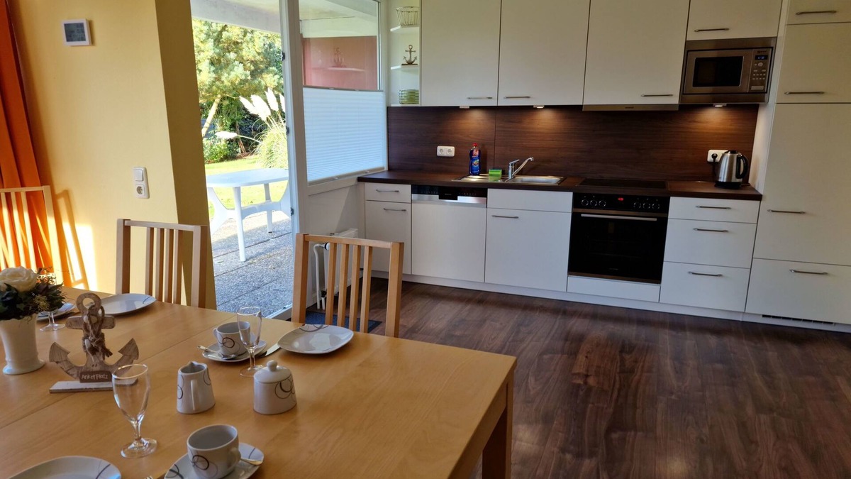 Neue Tiefe Apartment | Vacation apartment/apartment for 6 guests with 77m² in Fehmarn OT Neue Tiefe (12102)