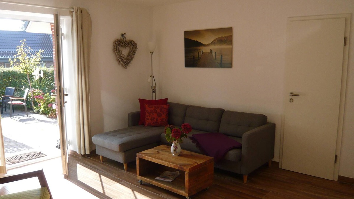 Neue Tiefe Apartment | Vacation home Aloha 1 on Fehmarn: Modern accommodation with terrace