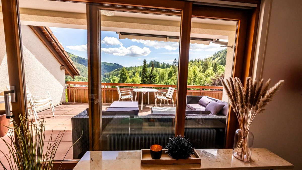 Schoenau im Schwarzwald Apartment | Vacation apartment/apartment for 4 guests with 140m² in Schönau in the Black Forest (264655)