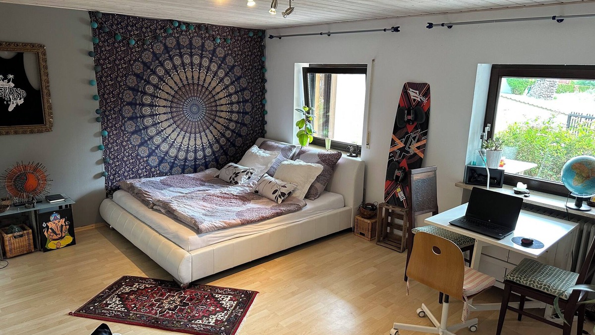 Pleinfeld Apartment | Vacation dream at Brombachsee- 5 stylish rooms with huge garden