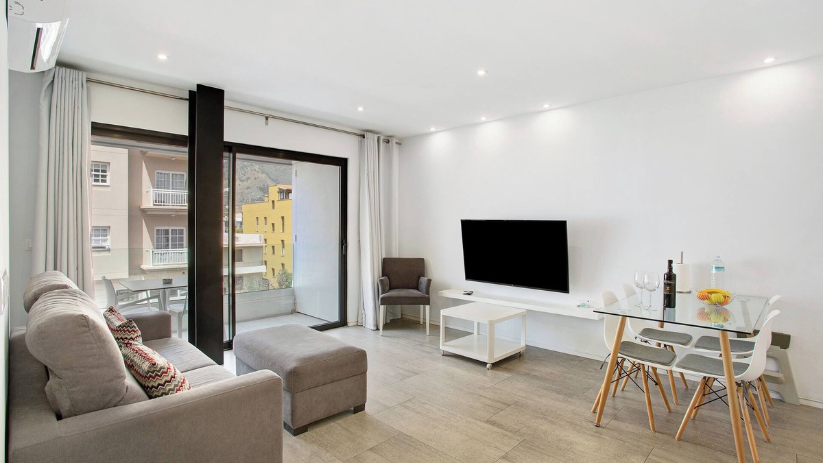 Los Llanos Apartment | Vacation Home 'Flying La Palma- Green' with Mountain View, Terrace & Wi-Fi