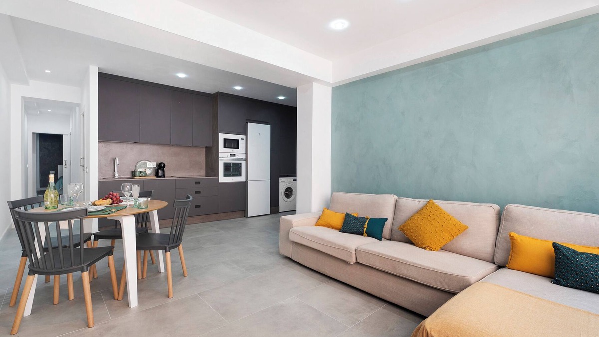 Santa Cruz de Tenerife Apartment | Vacation Apartment 'Trébol' with Wi-Fi